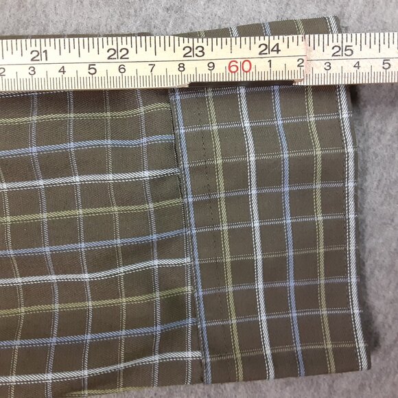 Van Heusen Mens Shirt Size XL 17-17.5 Long Sleeve Button Down Easy Care No Iron - Picture 7 of 8